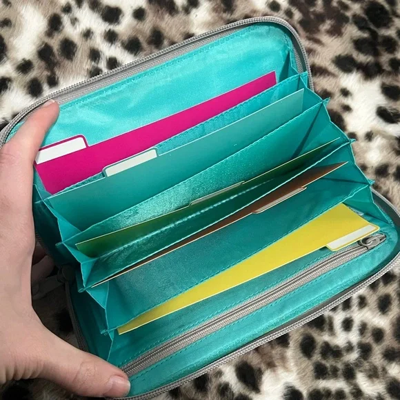 Thirty-one clutch zipper wristlet organizer wallet multicolor - Picture 6 of 10